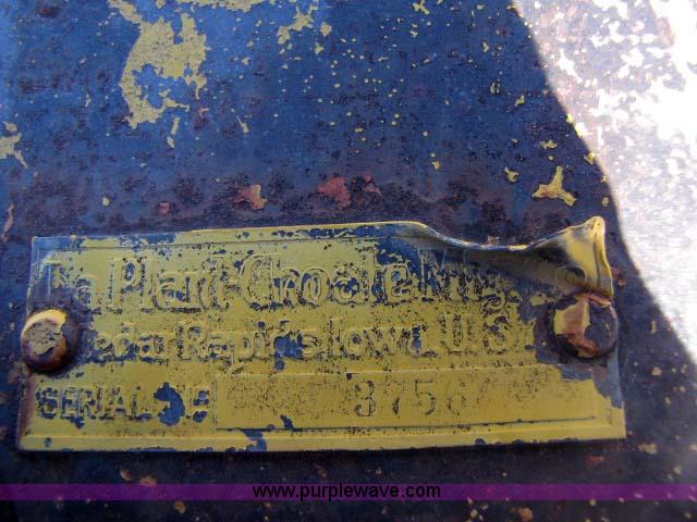 image for item 8279 Dozer mount snow blade