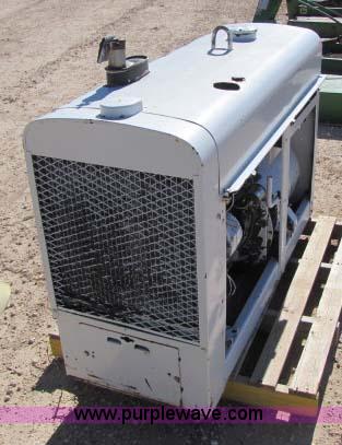 image for item 8285 Lincoln SA200 welder