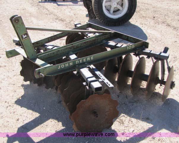 image for item 8289 John Deere 5' tandem disk