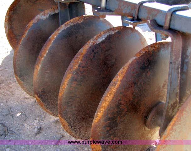 image for item 8289 John Deere 5' tandem disk