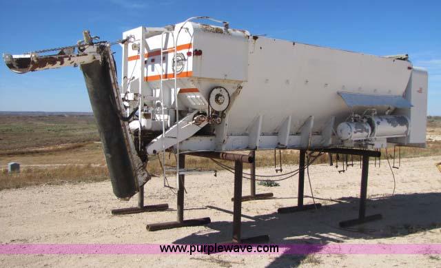 image for item 8298 1974 Daffin mobile concrete mixer