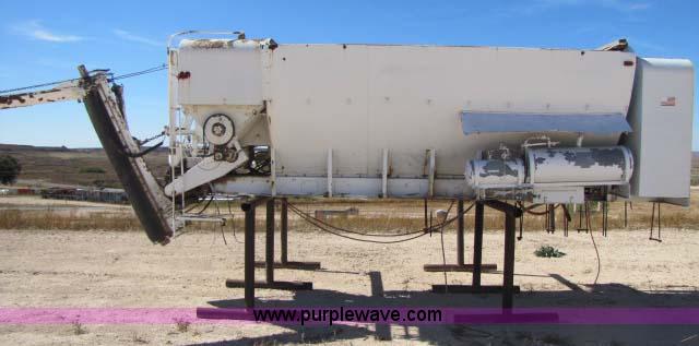 image for item 8298 1974 Daffin mobile concrete mixer