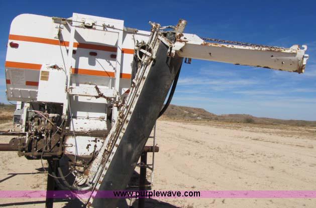 image for item 8298 1974 Daffin mobile concrete mixer
