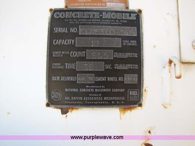 image for item 8298 1974 Daffin mobile concrete mixer