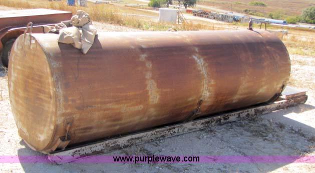 image for item 8302 Fuel tank