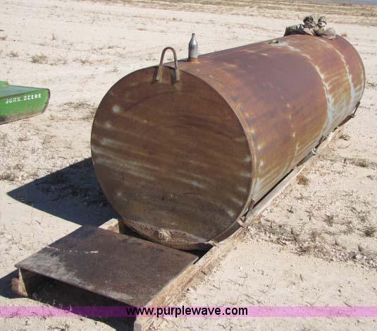 image for item 8302 Fuel tank