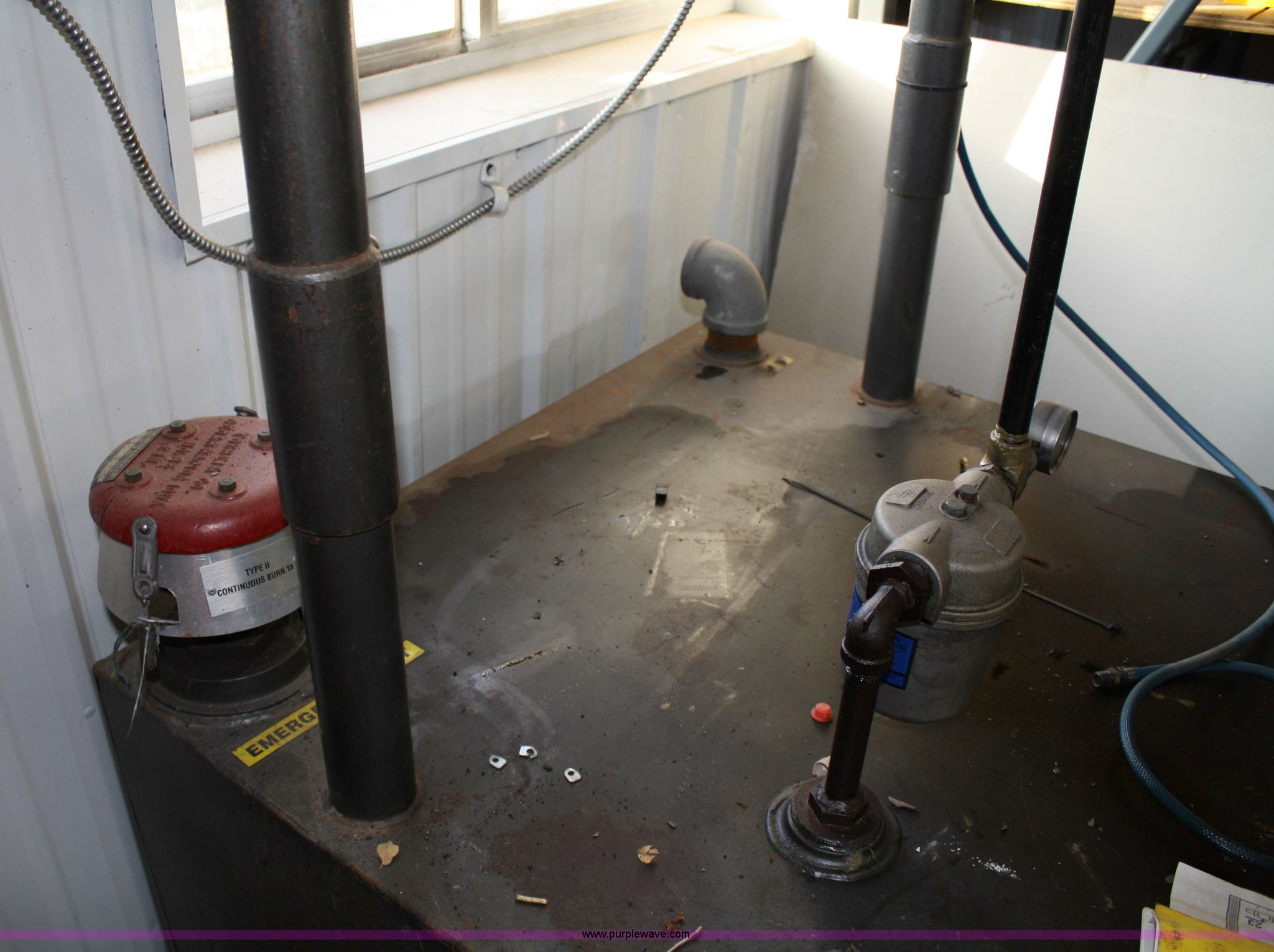 Lanair HI140 waste oil heater in McLouth, KS Item 4835 sold Purple Wave