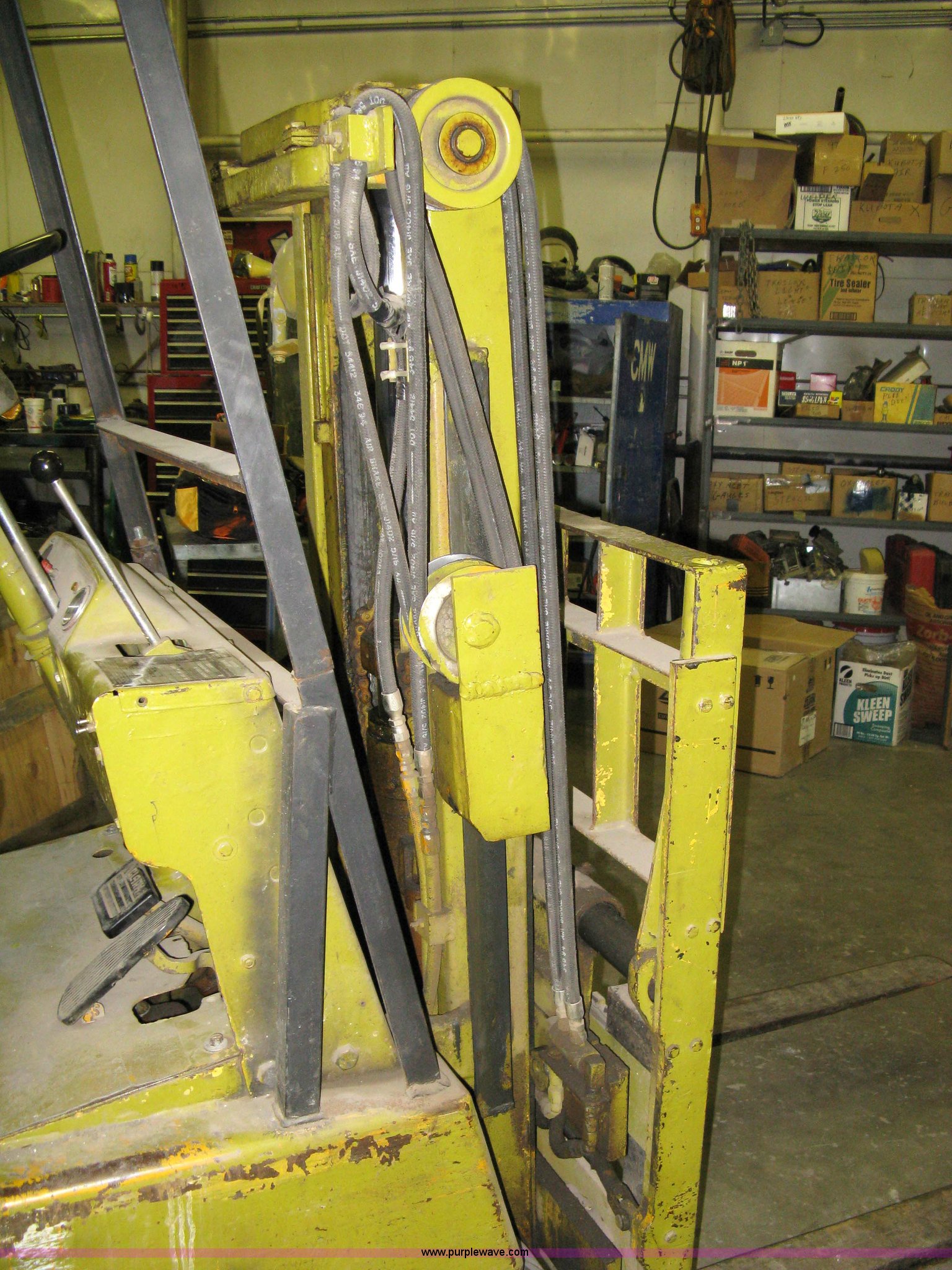 1969 Clark EC20C electric forklift in Wichita, KS Item 8064 sold