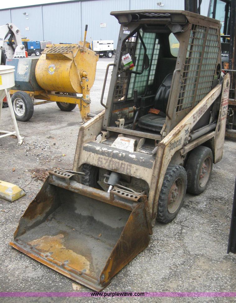 image for item 3061 2005 Bobcat 463F skid steer