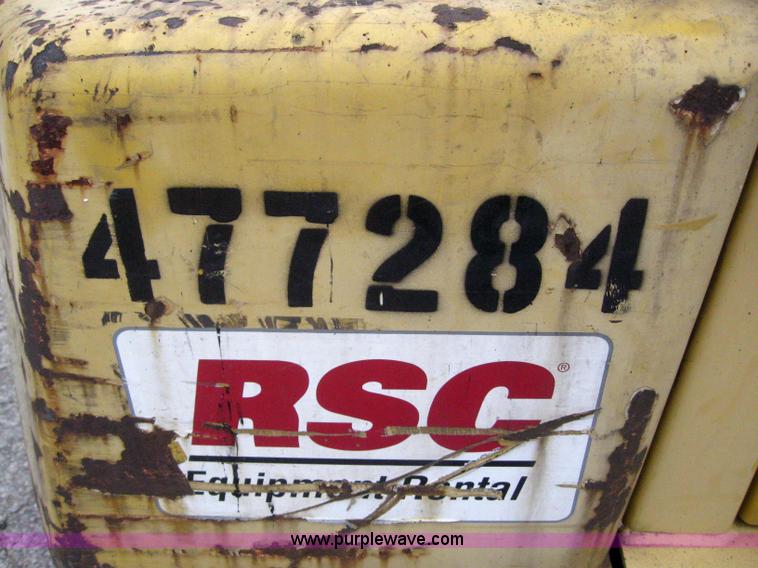 image for item 3062 2003 Yale GDP060TGEUAE087 forklift