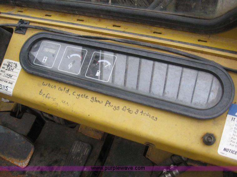 image for item 3063 2003 Yale GDP060TGEUAE087 forklift