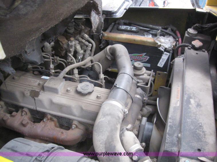 image for item 3063 2003 Yale GDP060TGEUAE087 forklift