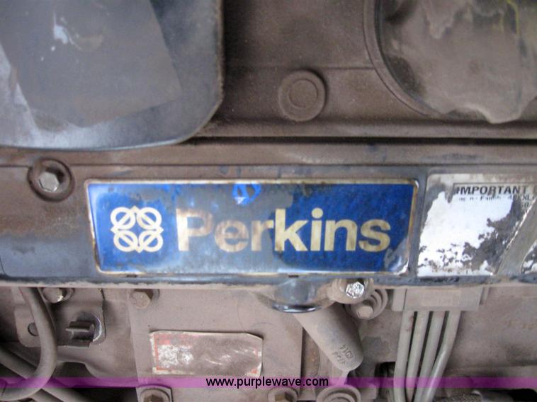 image for item 3064 2004 Yale GDP080LJNPBE089 forklift