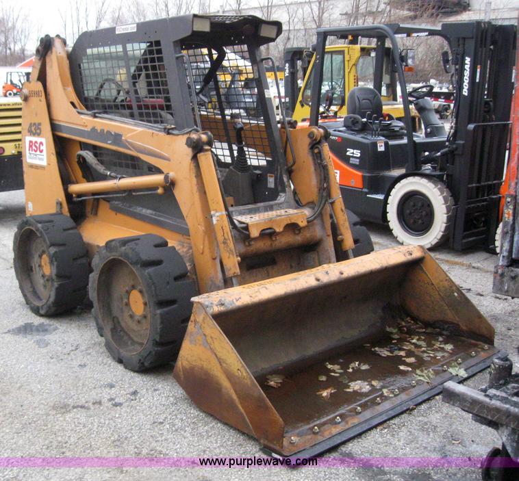 image for item 3065 2005 Case 435 skid steer