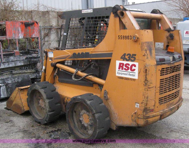 image for item 3065 2005 Case 435 skid steer