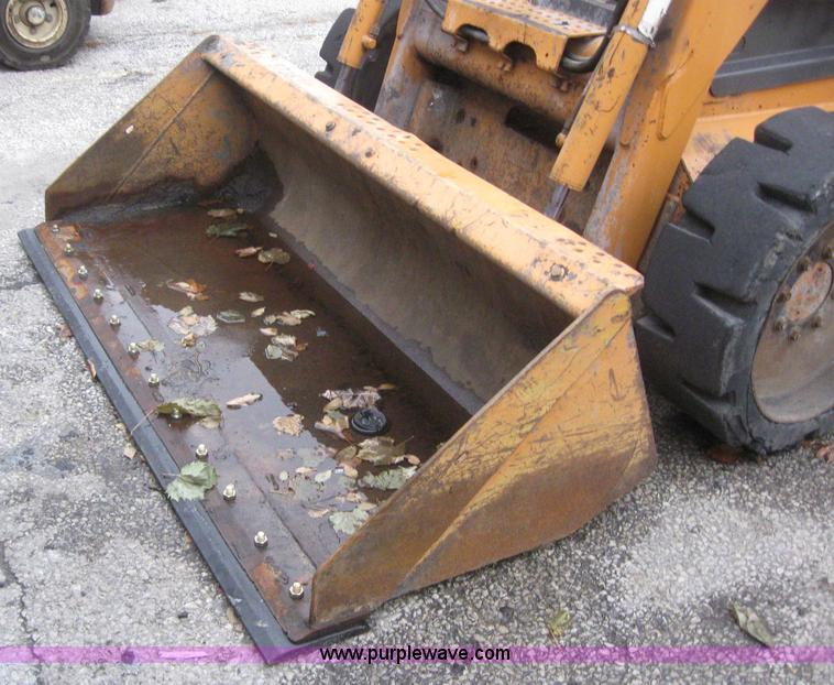 image for item 3065 2005 Case 435 skid steer