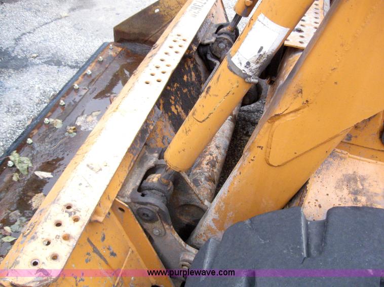 image for item 3065 2005 Case 435 skid steer