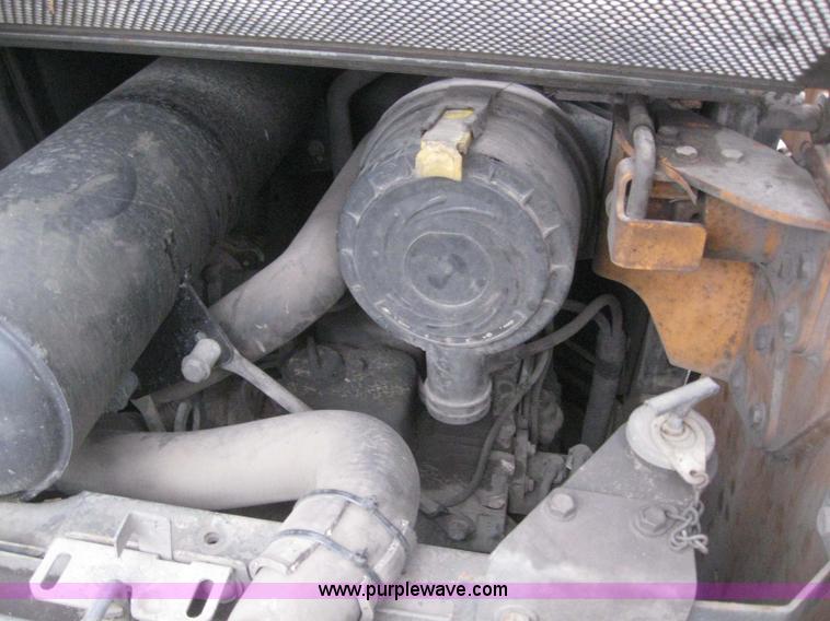 image for item 3065 2005 Case 435 skid steer