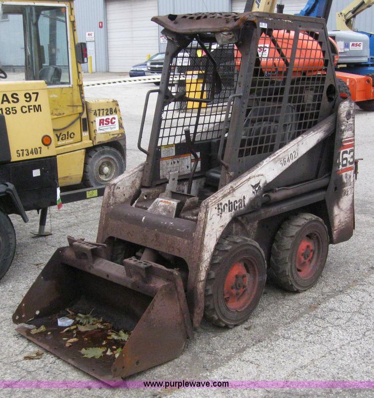 image for item 3066 2005 Bobcat 463 skid steer