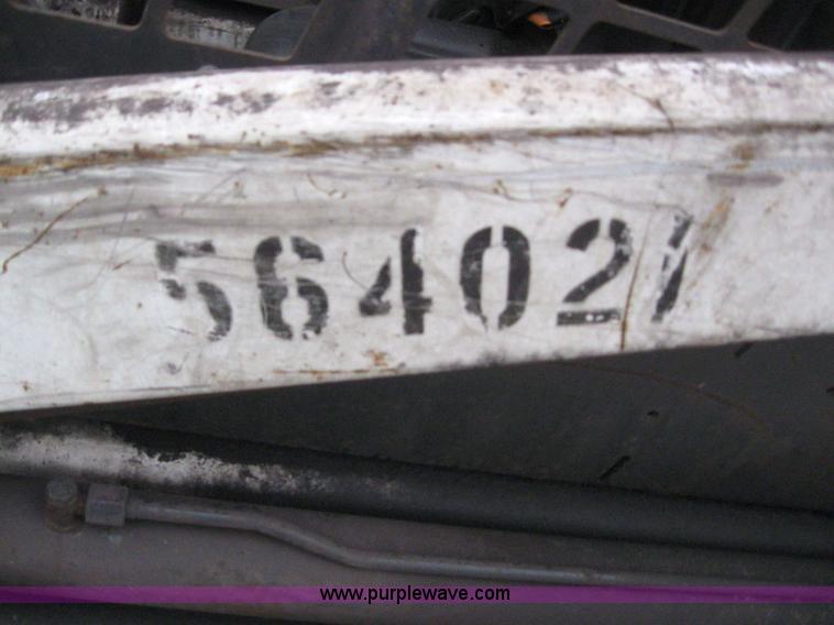 image for item 3066 2005 Bobcat 463 skid steer