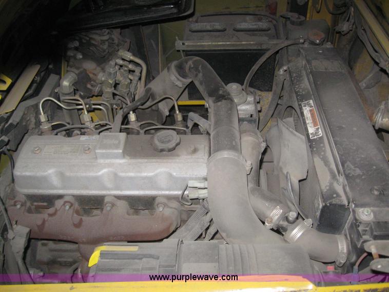 image for item 3067 2003 Yale GDP060TGEUAE087 forklift