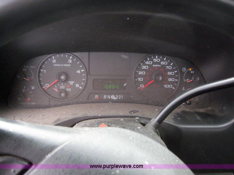 image for item 3072 2005 Ford F350 Super Duty service truck