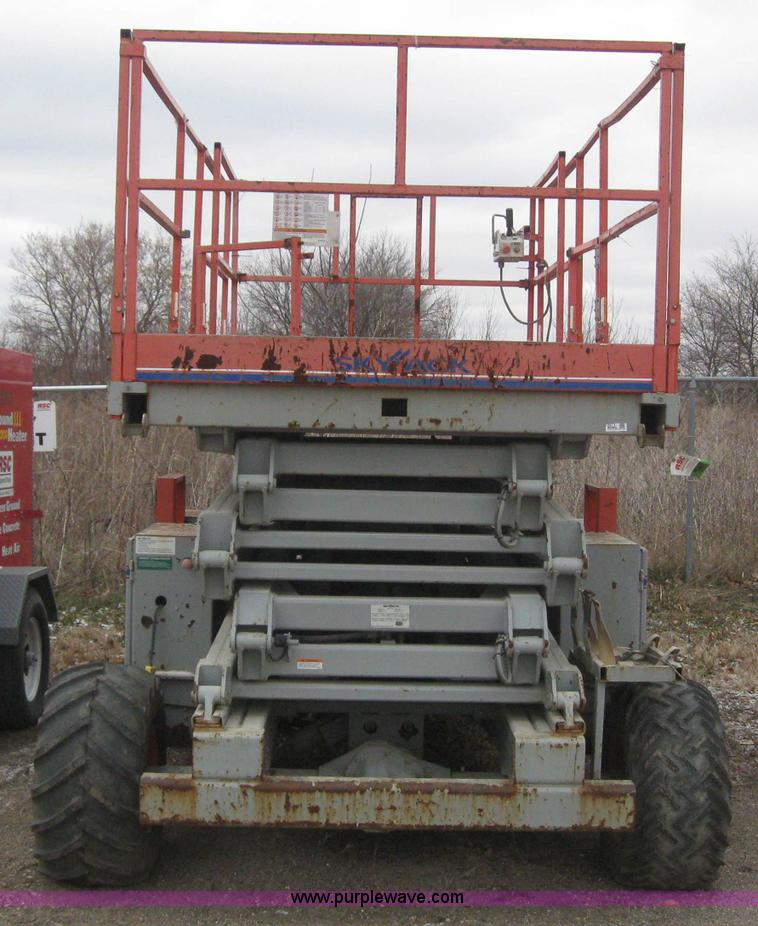 image for item 3073 2005 Skyjack SJ8841 scissor lift