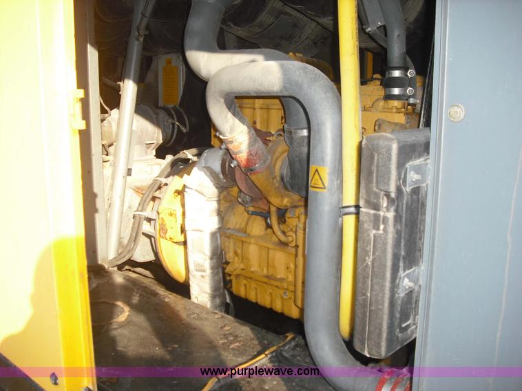 image for item 3074 2005 Atlas Copco XATS786CD air compressor