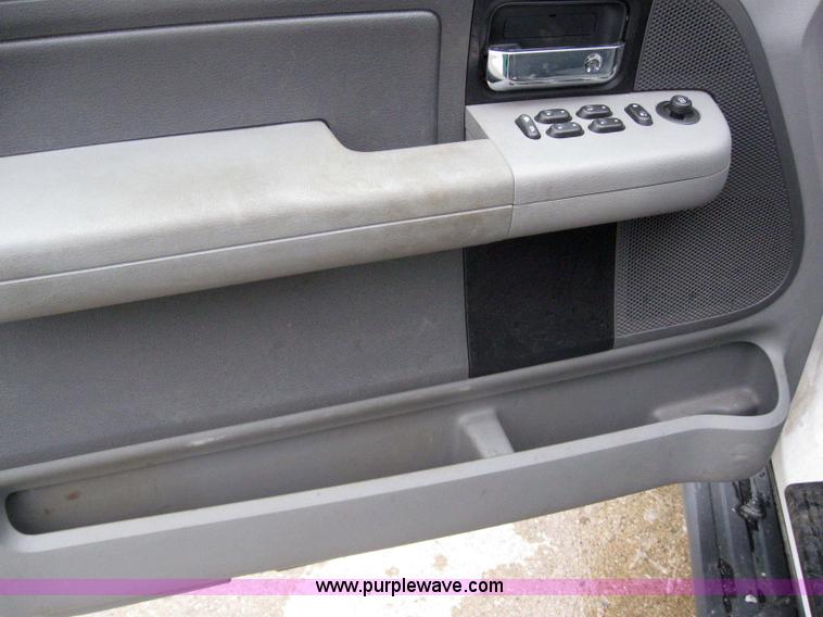 image for item 3076 2007 Ford F150