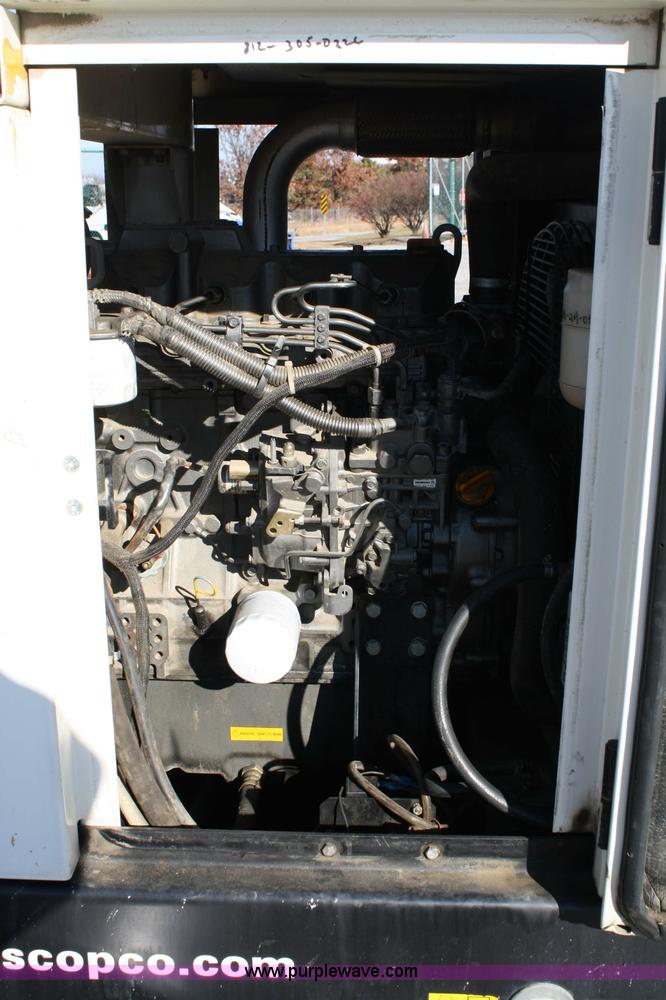 image for item 4871 2005 Atlas Capco QAS38 generator