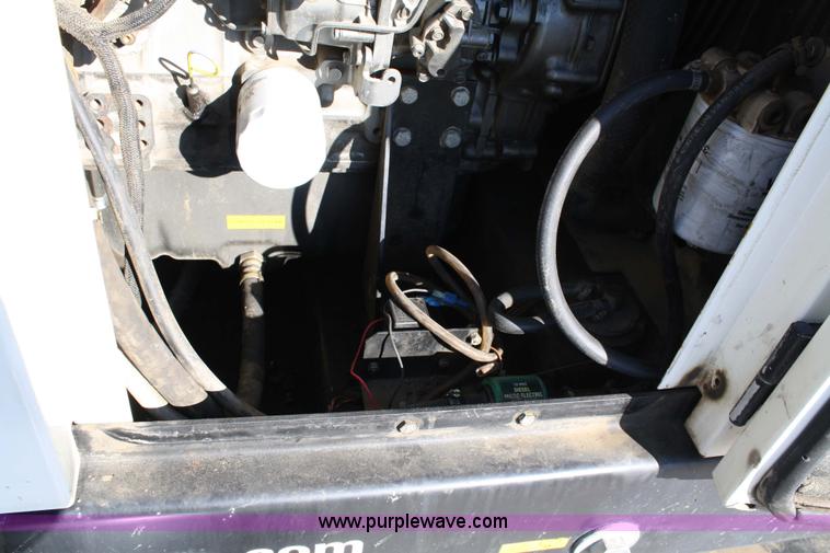 image for item 4871 2005 Atlas Capco QAS38 generator