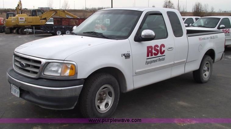 image for item 5421 2001 Ford F150 four door extended cab pickup truck