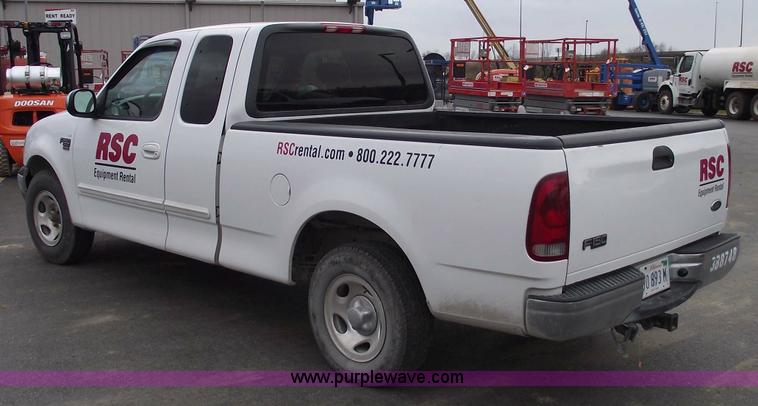 image for item 5421 2001 Ford F150 four door extended cab pickup truck