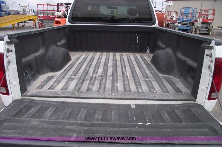 image for item 5421 2001 Ford F150 four door extended cab pickup truck