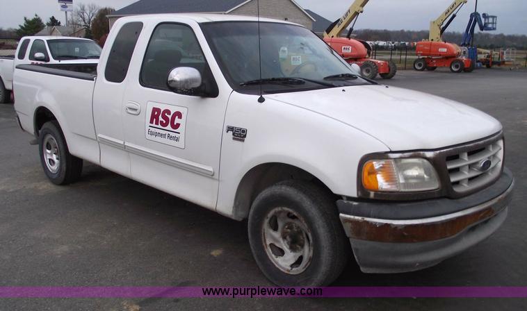 image for item 5423 2002 Ford F150 extended cab pickup truck