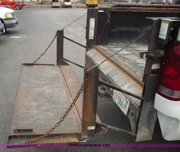 image for item 5424 2002 Ford F250 XL Super Duty pickup truck