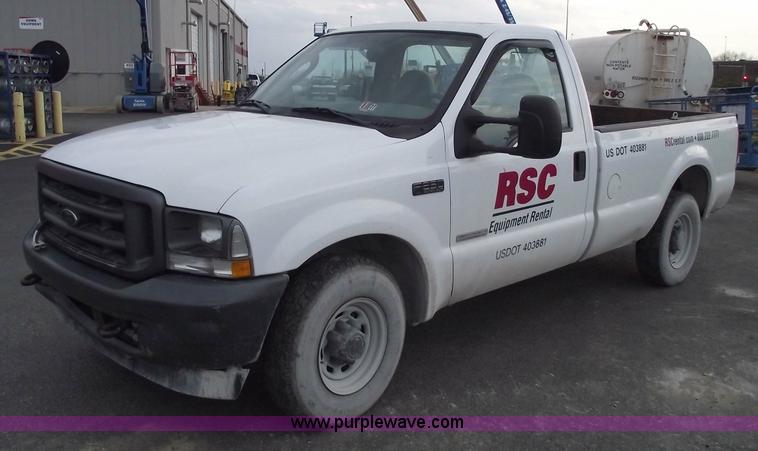 image for item 5425 2004 Ford F250 XL Super Duty pickup truck