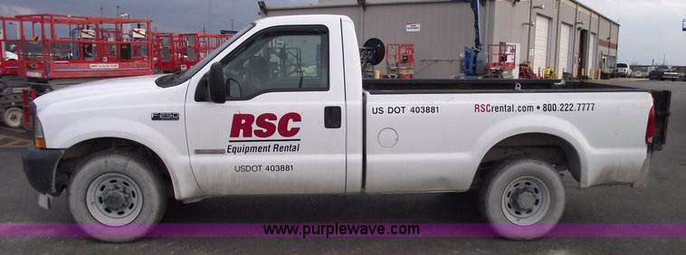 image for item 5425 2004 Ford F250 XL Super Duty pickup truck