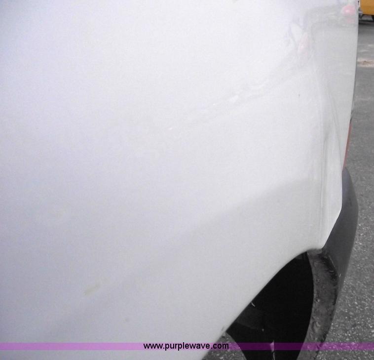 image for item 5425 2004 Ford F250 XL Super Duty pickup truck