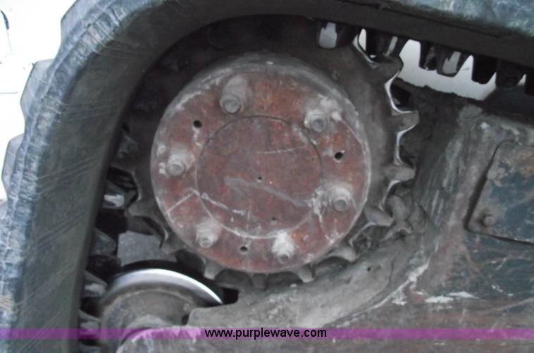 image for item 5426 2004 Bobcat T250 skid steer