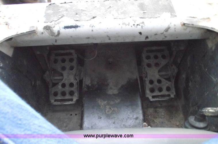 image for item 5426 2004 Bobcat T250 skid steer