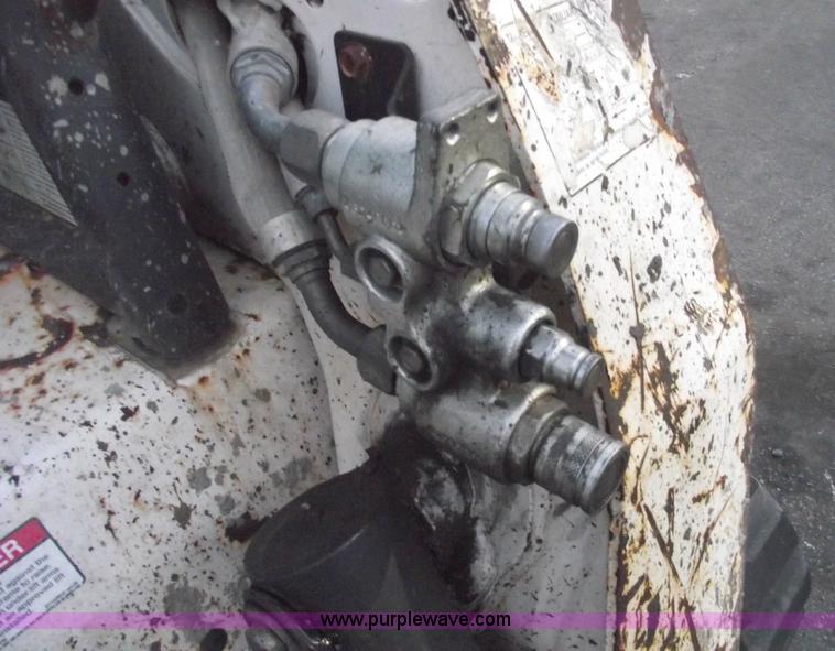 image for item 5426 2004 Bobcat T250 skid steer