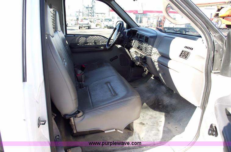 image for item 5427 2000 Ford F250 XL Super Duty pickup truck