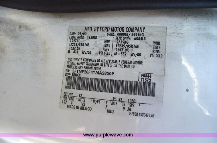 image for item 5427 2000 Ford F250 XL Super Duty pickup truck