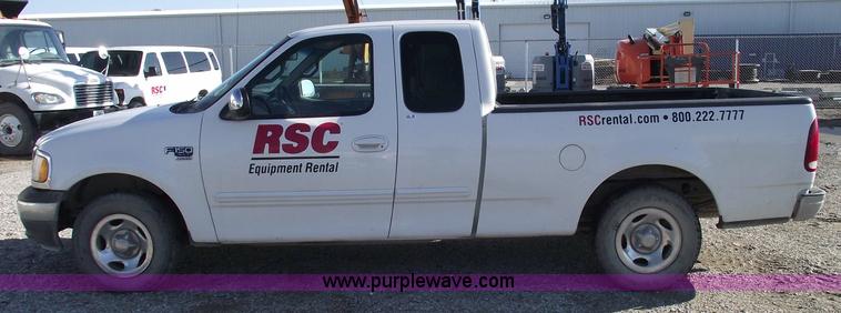 image for item 5428 2000 Ford F150 XLT extended cap pickup truck
