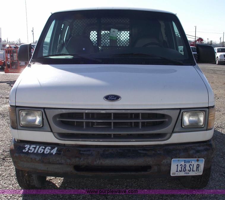 image for item 5429 2000 Ford Econoline E250 cargo van