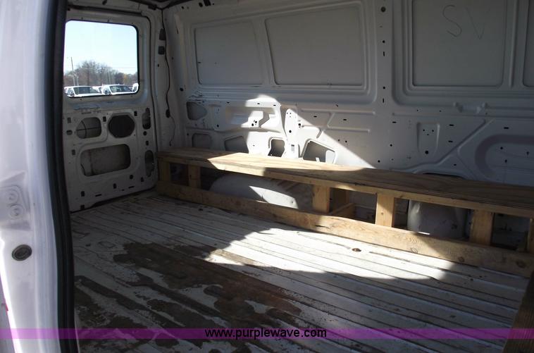 image for item 5429 2000 Ford Econoline E250 cargo van