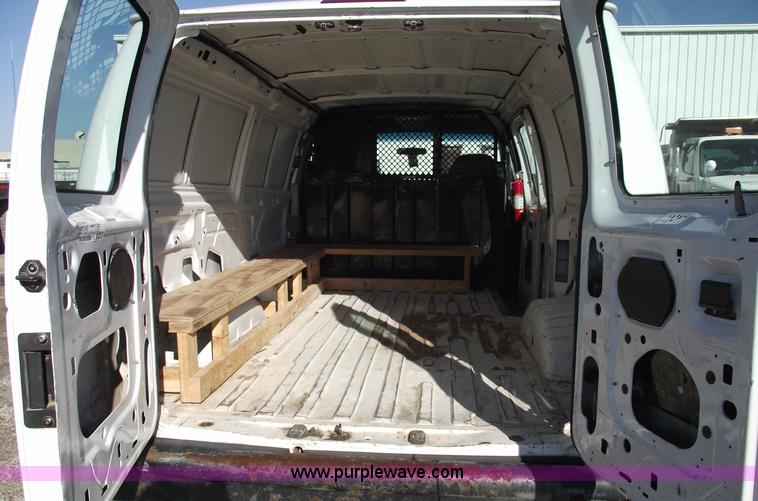 image for item 5429 2000 Ford Econoline E250 cargo van
