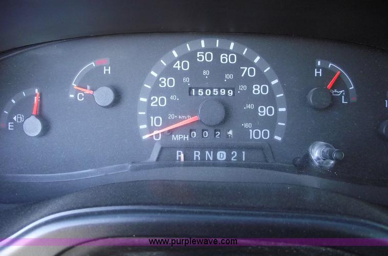 image for item 5429 2000 Ford Econoline E250 cargo van