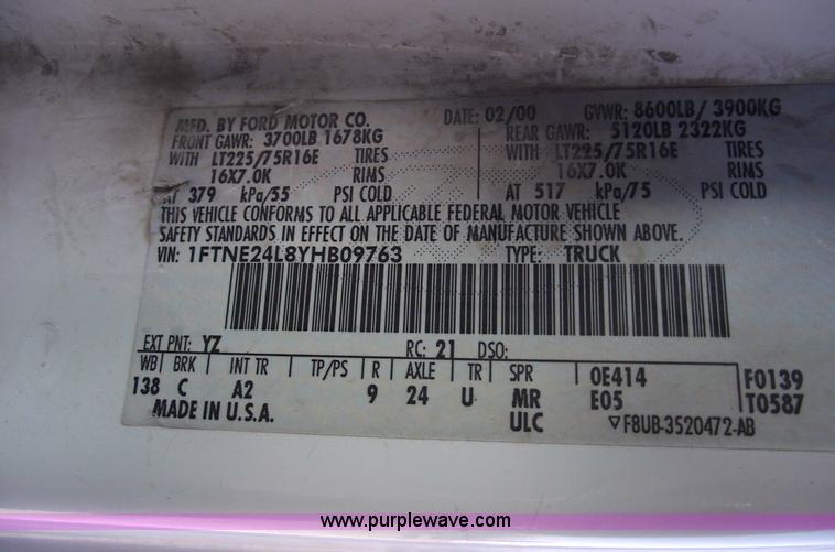 image for item 5429 2000 Ford Econoline E250 cargo van